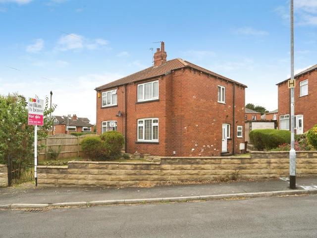 House for sale in Armley, West Yorkshire