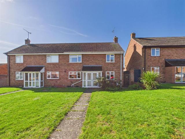 House for sale in Crookhill, Worcestershire