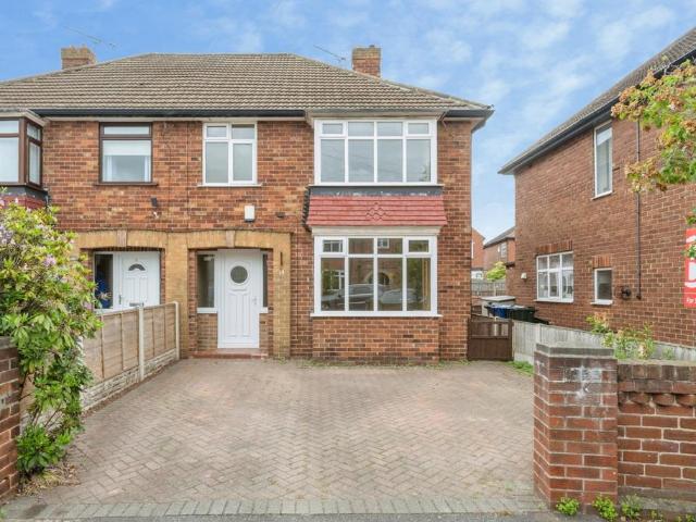 House for sale in Wheatley, South Yorkshire