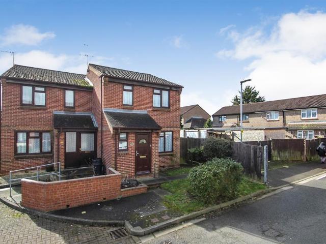 House for sale in Yiewsley, Greater London
