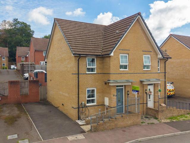 House for sale in Penygarn, Pontypool