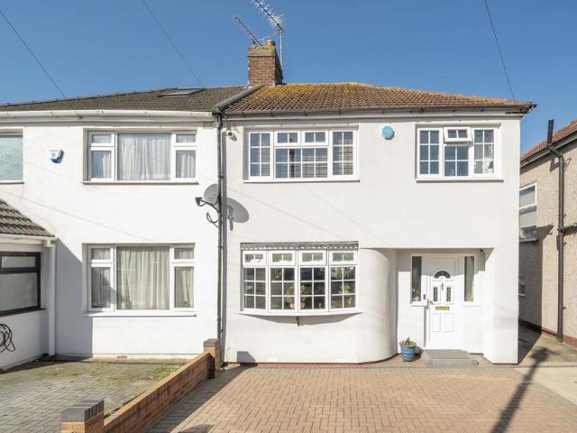 House for sale in Greater London