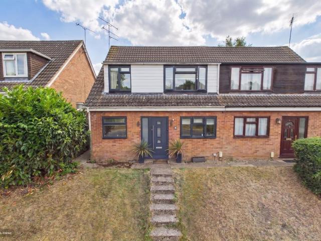 House for sale in Little Sandhurst