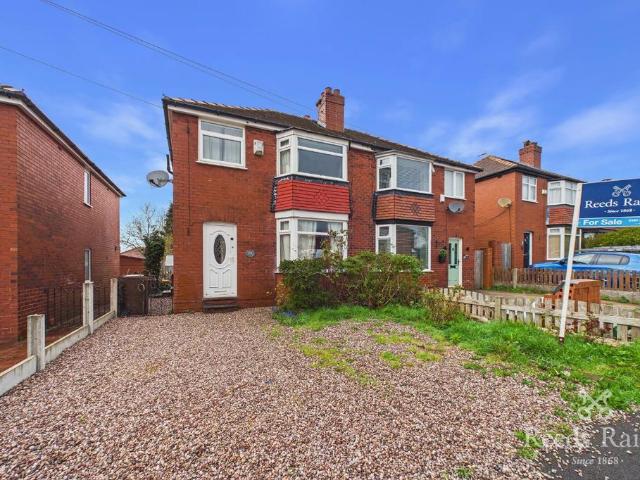 House for sale in Cheetham Fold, Greenheys
