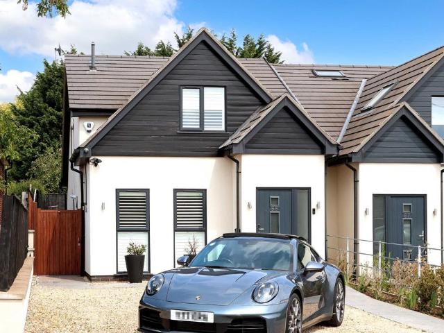 House for sale in Penn Bottom, Buckinghamshire