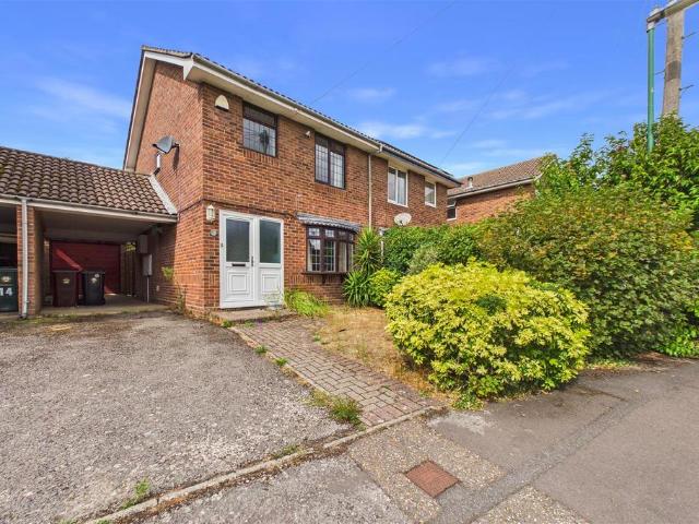 House for sale in Chichester, Littlecote