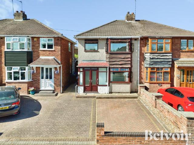 House for sale in Bilston, West Midlands