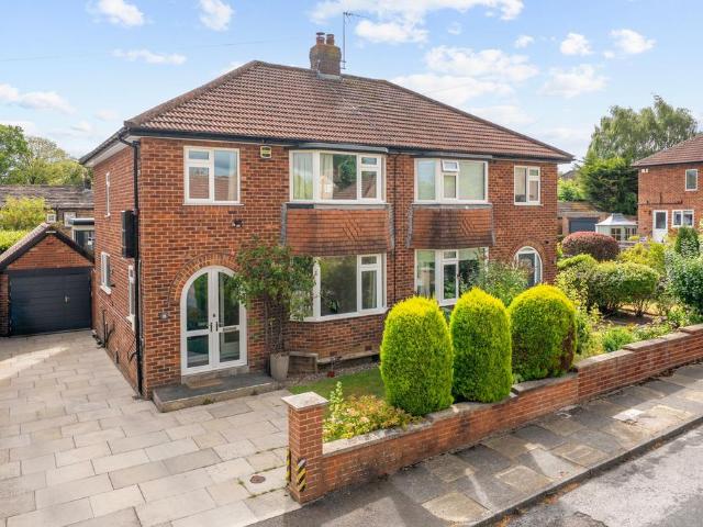 House for sale in Harlow, Harrogate