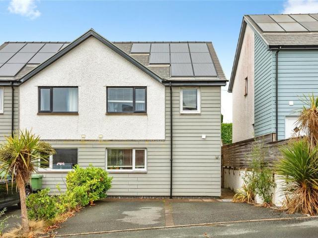 House for sale in Trefeurig, Penrhyn-coch