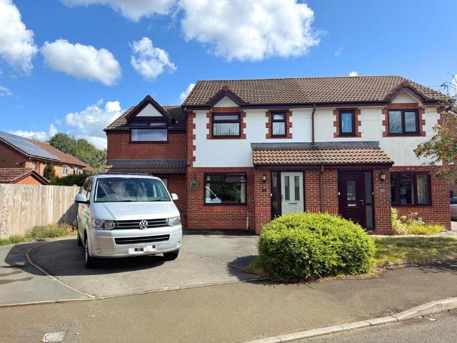 House for sale in Georgia, Greater Manchester