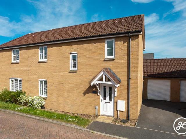 House for sale in North Petherton, Somerset