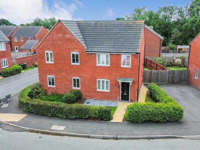 House for sale in Egginton, East Midlands