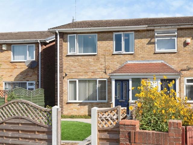 House for sale in Bransholme, Hull