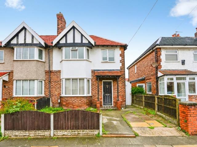 House for sale in Crosby, Sefton