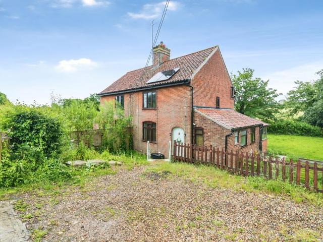 House for sale in Eastbridge, Suffolk
