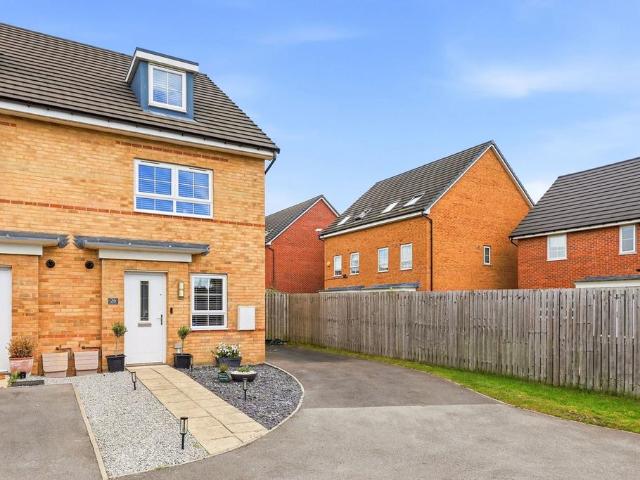 House for sale in West Yorkshire