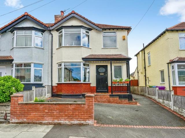 House for sale in Calderstones