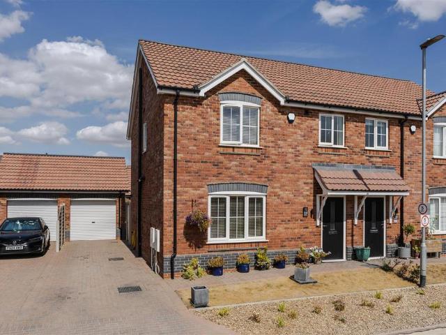 House for sale in Winterton, North Lincolnshire