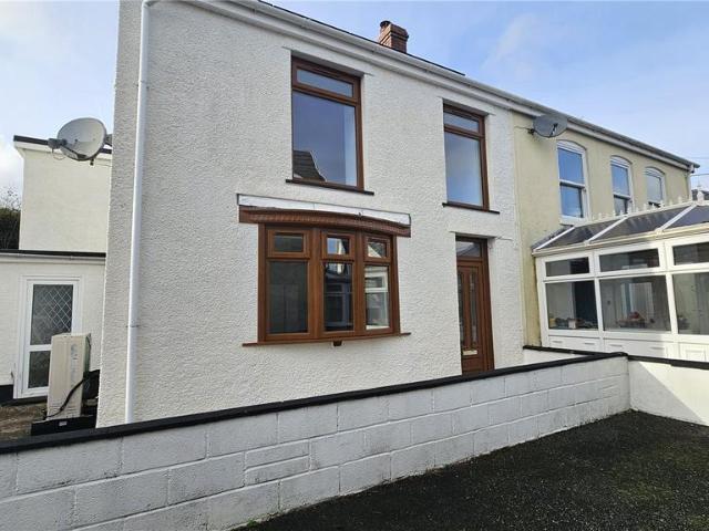 House for sale in Cwmllynfell, Rhiwfawr