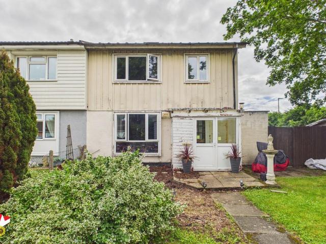 House for sale in Gloucester, Gloucestershire