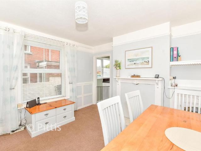 House for sale in Easton, Freshwater