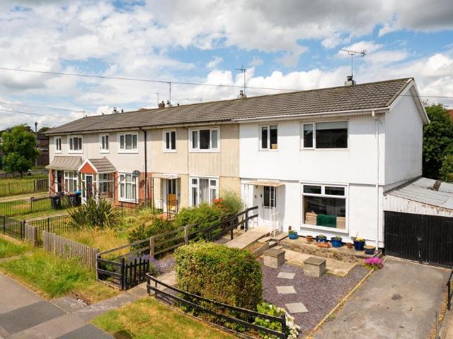 House for sale in Hookstone, Harrogate