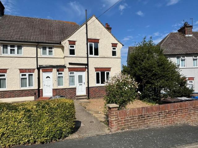 House for sale in London Borough of Croydon, Selsdon