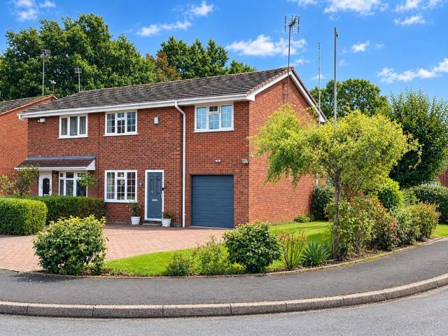 House for sale in Perton, South Staffordshire