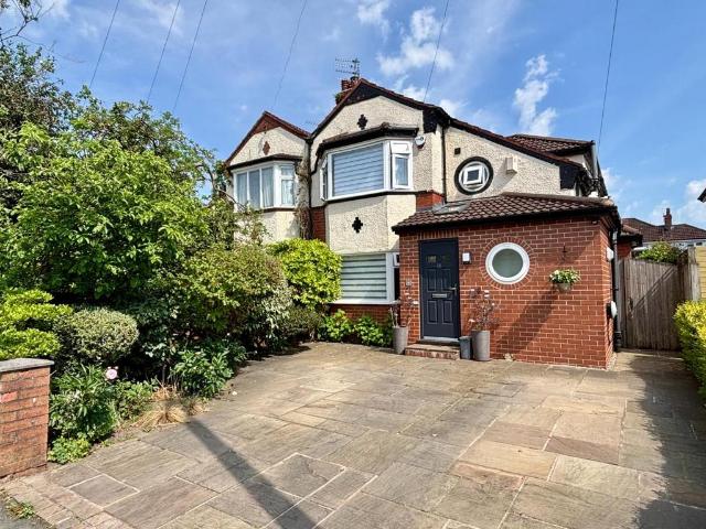 House for sale in Georgia, Greater Manchester