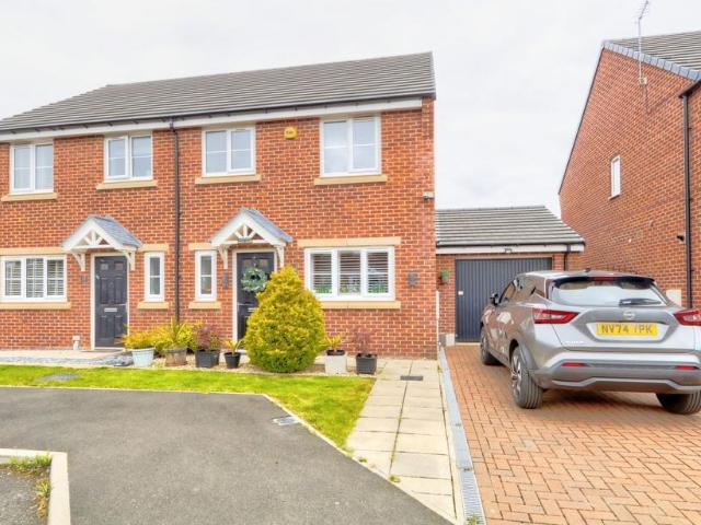 House for sale in Normanby
