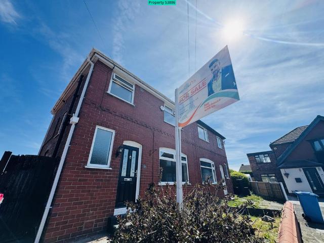 House for sale in Swinton Park, Salford