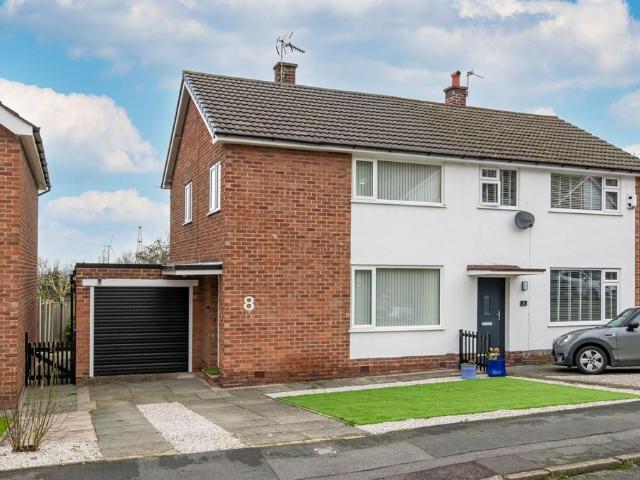House for sale in Helsby, Alvanley