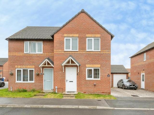 House for sale in Hatfield, South Yorkshire