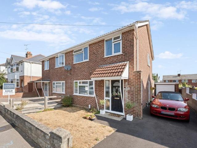 House for sale in Penn Hill, Poole