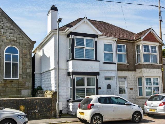 House for sale in Connor Downs, Cornwall