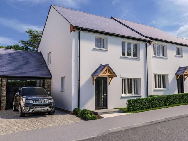 House for sale in Lee Mill, Strode
