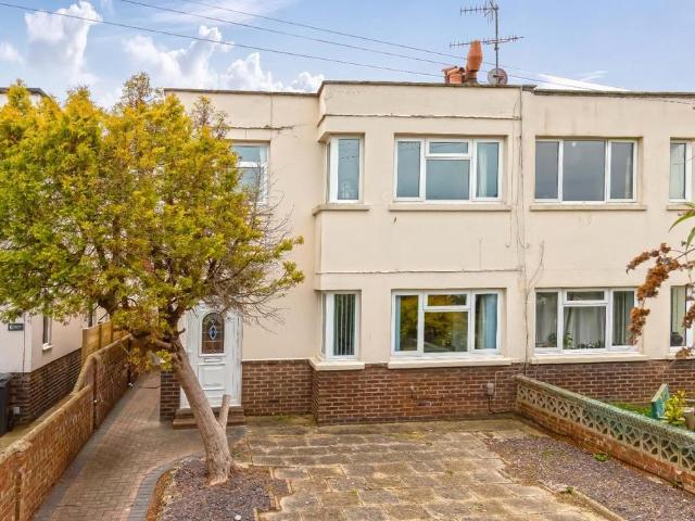 House for sale in Fishersgate, West Sussex