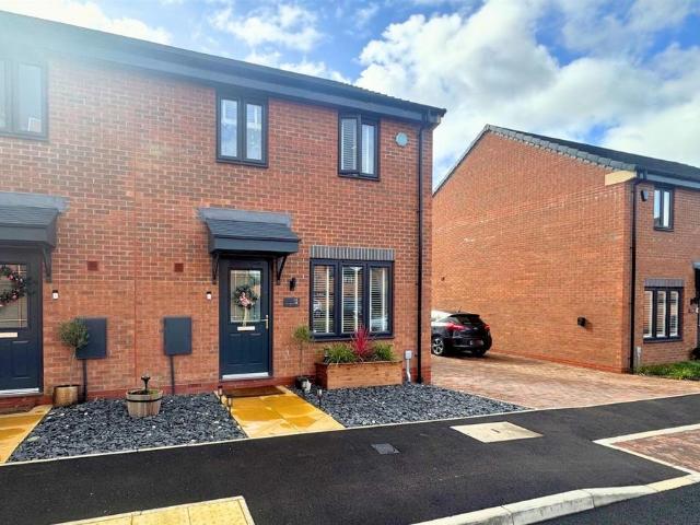 House for sale in Kedleston, East Midlands