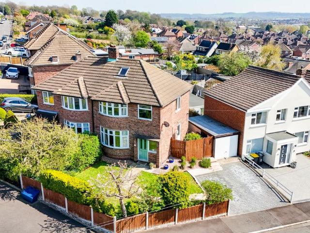 House for sale in Attenborough, East Midlands