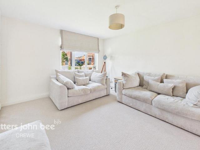 House for sale in Hammond Street