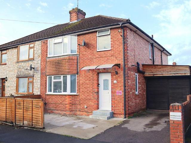 House for sale in North Town, Aldershot