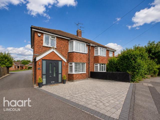 House for sale in Boultham Moor, Brayford
