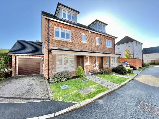 House for sale in Edenbrook, Hart