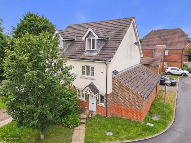 House for sale in Nork, Red Hill