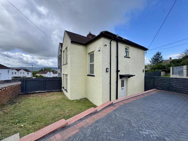 House for sale in Galon Uchaf, Merthyr Tydfil