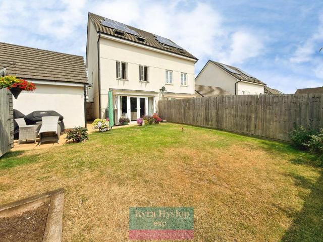 House for sale in Newcourt, Watergate