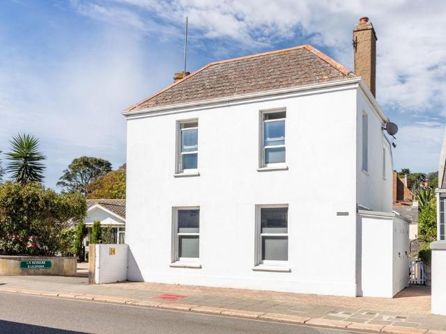 House for sale in St Helier, Greater London