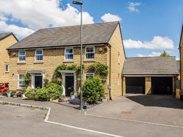 House for sale in Pamington, Gloucestershire