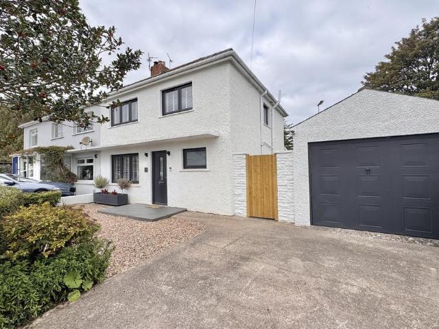 House for sale in Colcot, Barry