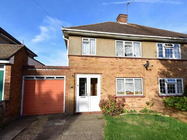 House for sale in Leavesden, Three Rivers